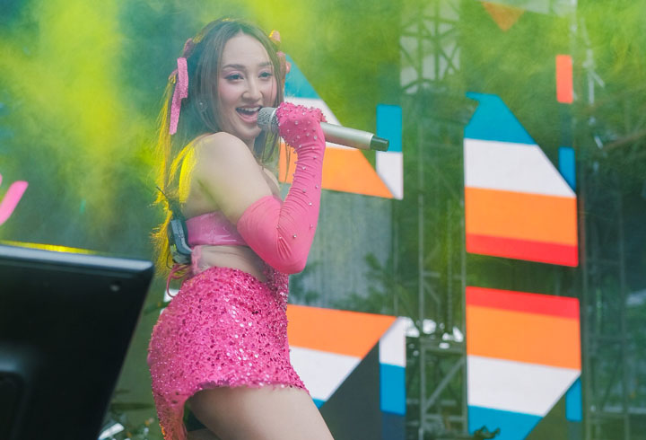 Sandrina Mazayya Tampil Sempurna di Panggung Festival Koplo Indonesia
